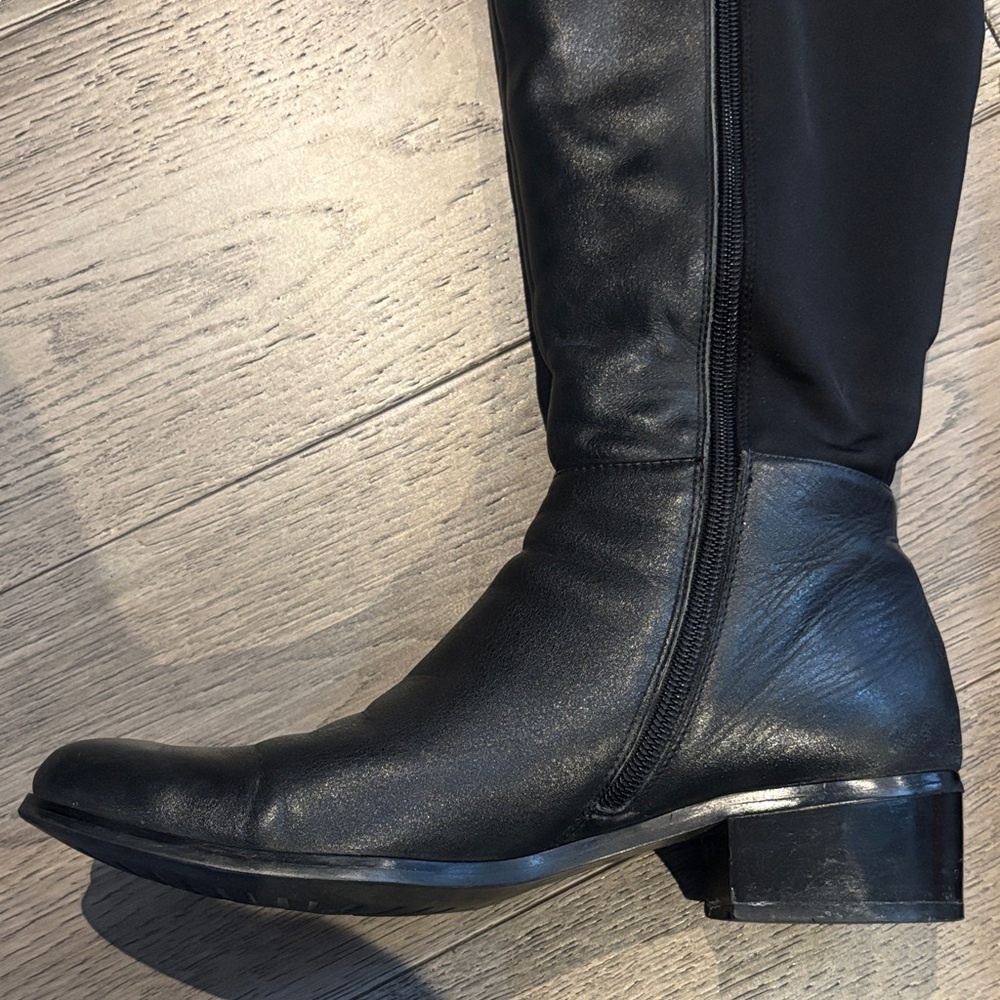 Black leather Knee-High Women's Boots 9.5 - Picture 4 of 8